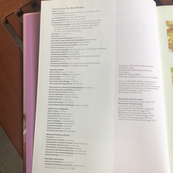 Family Circle Our Best Recipes 336 pages. Excellent new condition 600 + recipes - Picture 2 of 12